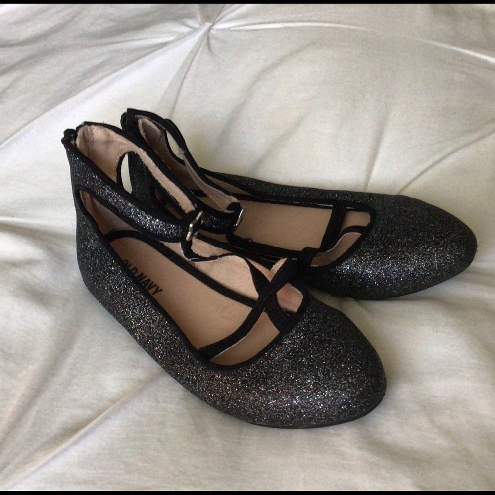 Old Navy Girls Dress shoes Size 13